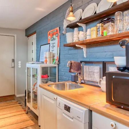 Beautiful Home Away From Home Near Stockholm City Saltsjöbaden Екстериор снимка